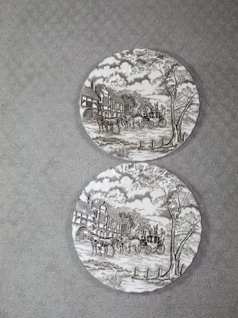 Set of 2 Royal Mail Staffordshire Ware Brown White 9.75